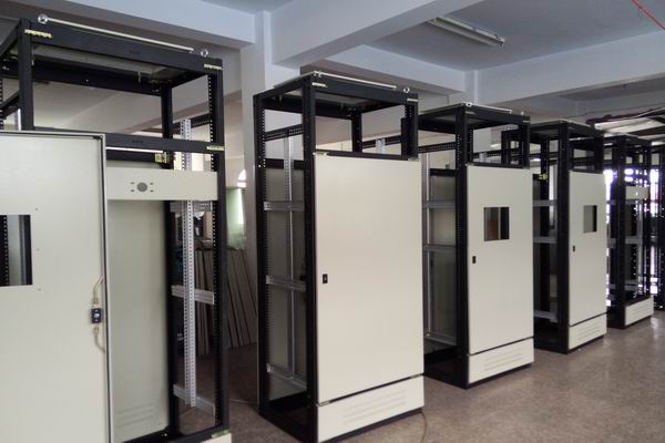 凤阳控制箱-控制箱的合理布置方法